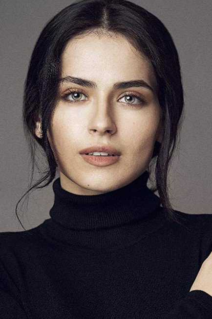 Mikaela Lupu as Ana in The Christmas Eve
