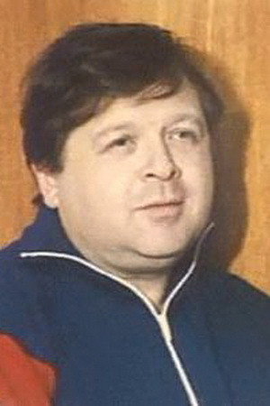 Владимир Сальников as Tsybulkin in Happy Birthday