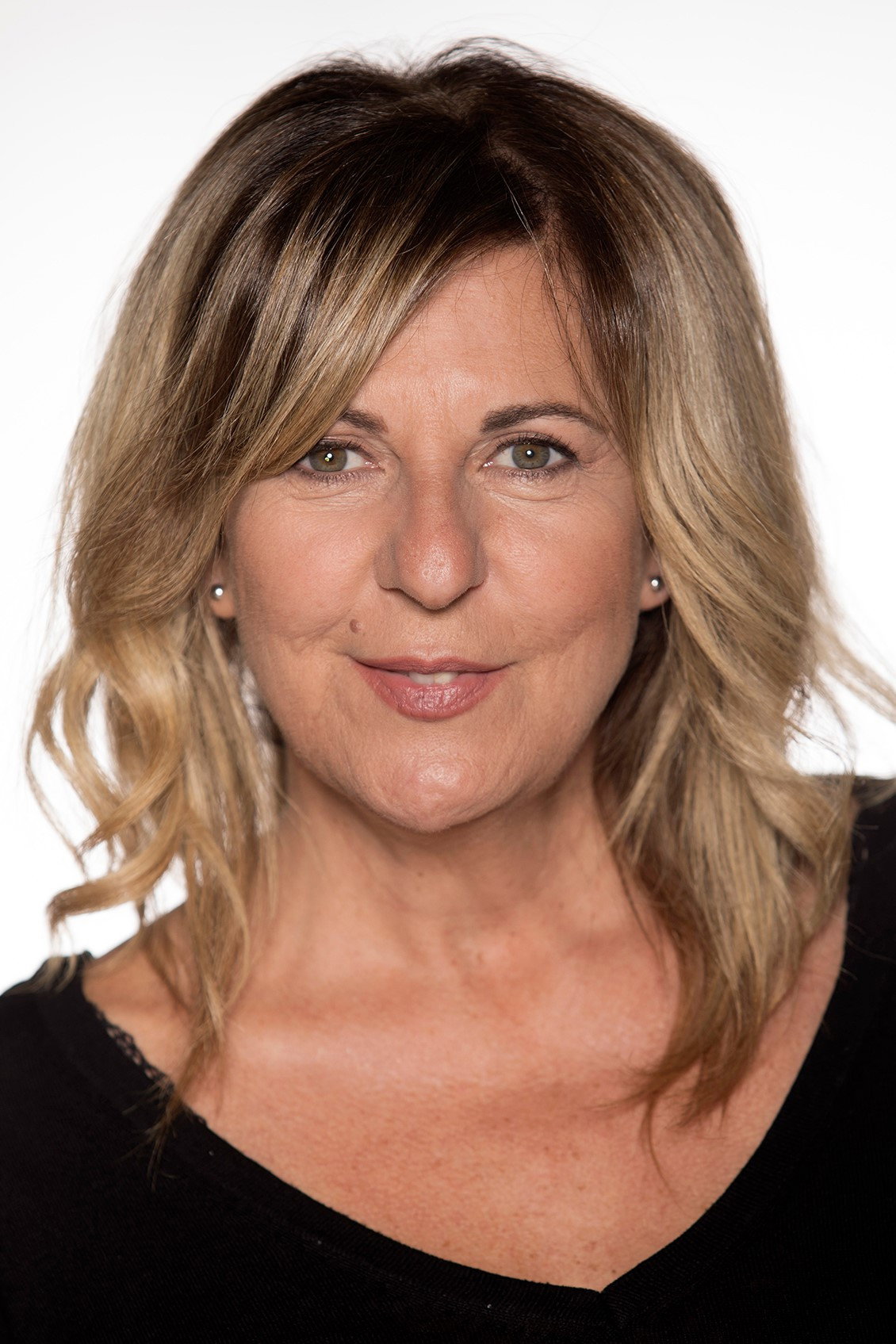 Maribel Salas as Marina Cobián in Segunda muerte