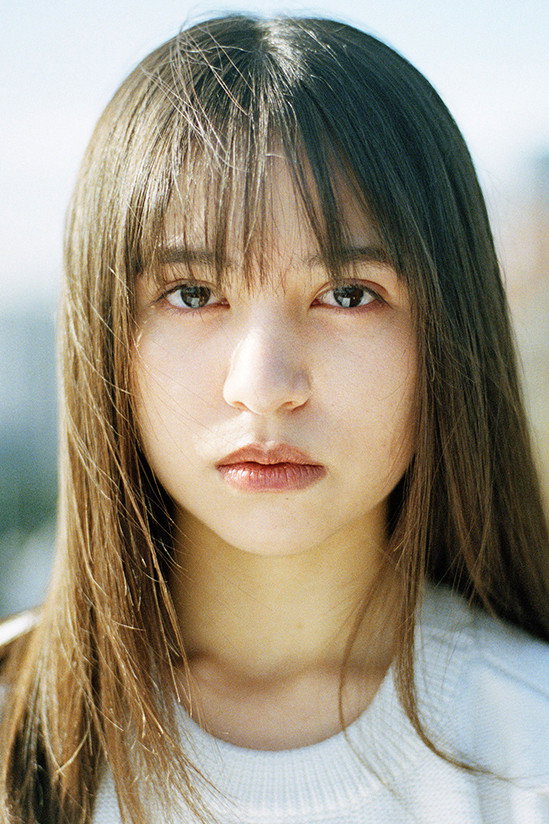 松木エレナ as Yoko Mizuno in Mellow