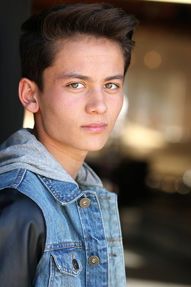 Tenzing Norgay Trainor as Cameron in Freeridge