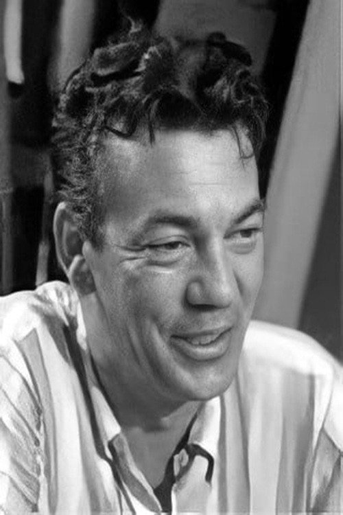 Jacques Bilodeau as Hormidas Lambert in J.A. Martin Photographer