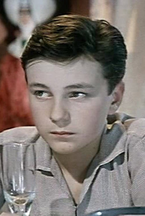 Виктор Глазков as Vadik Koval in No Fear, No Blame