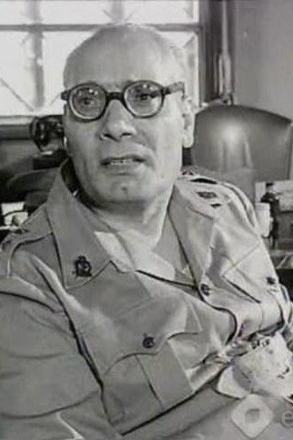 Abdel Qader AlMeseri as المدير in Life or Death