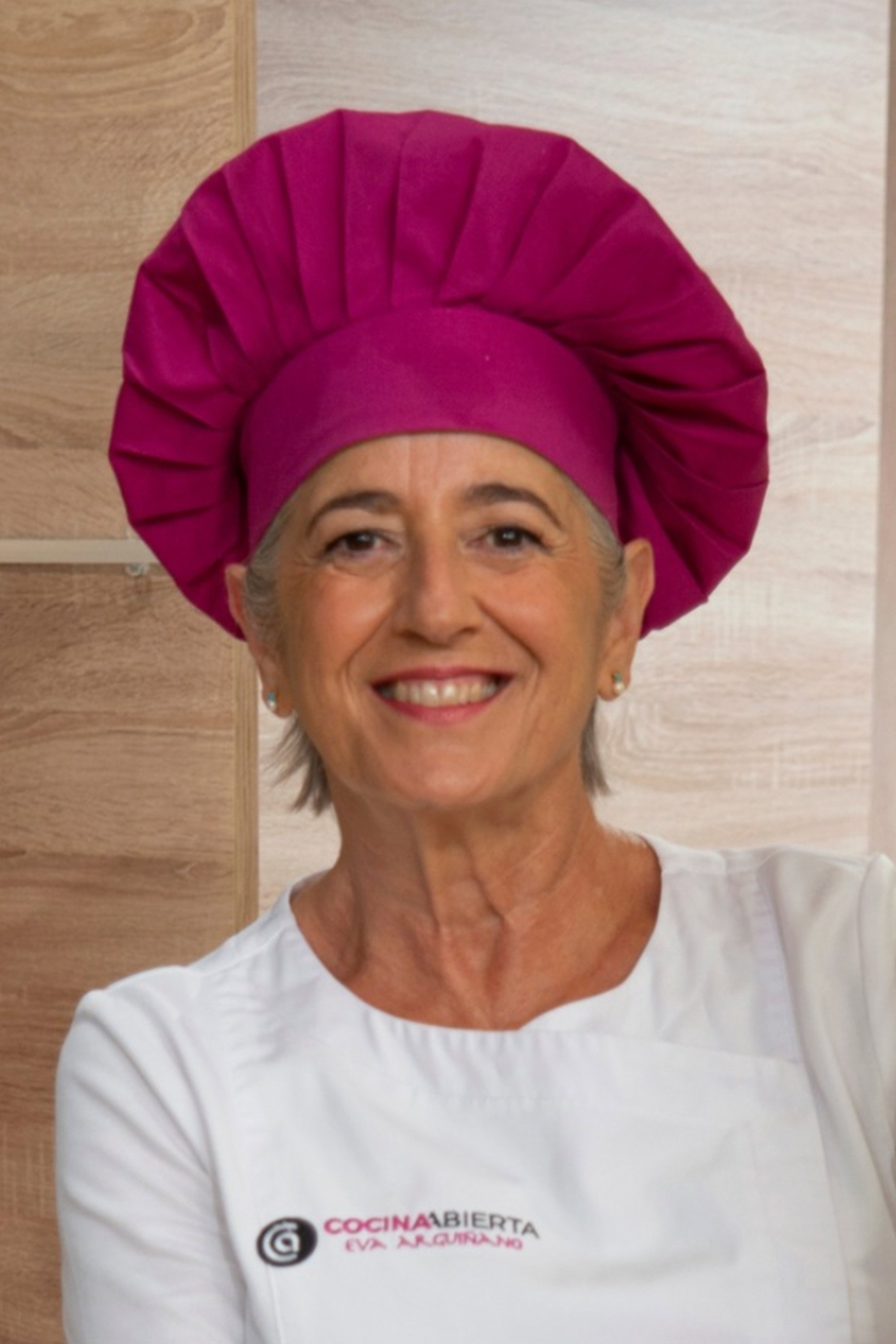 Eva Arguiñano as Self - Jury Member in Top Chef: Dulces y famosos