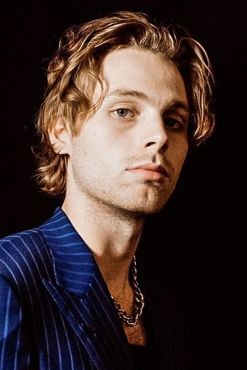 Luke Hemmings as Self in On the Record: 5 Seconds of Summer - Youngblood