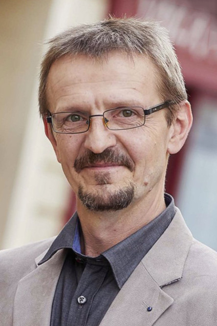 Zdeněk Julina as Funés in The Quartette