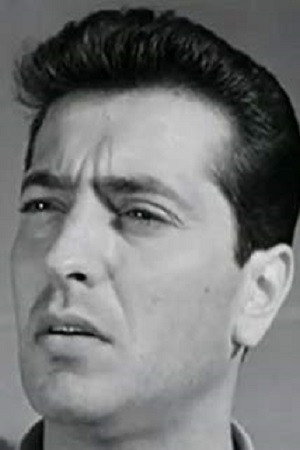 Γιώργος Καμπανέλλης as Παύλος in Δυο αγάπες δυο κόσμοι