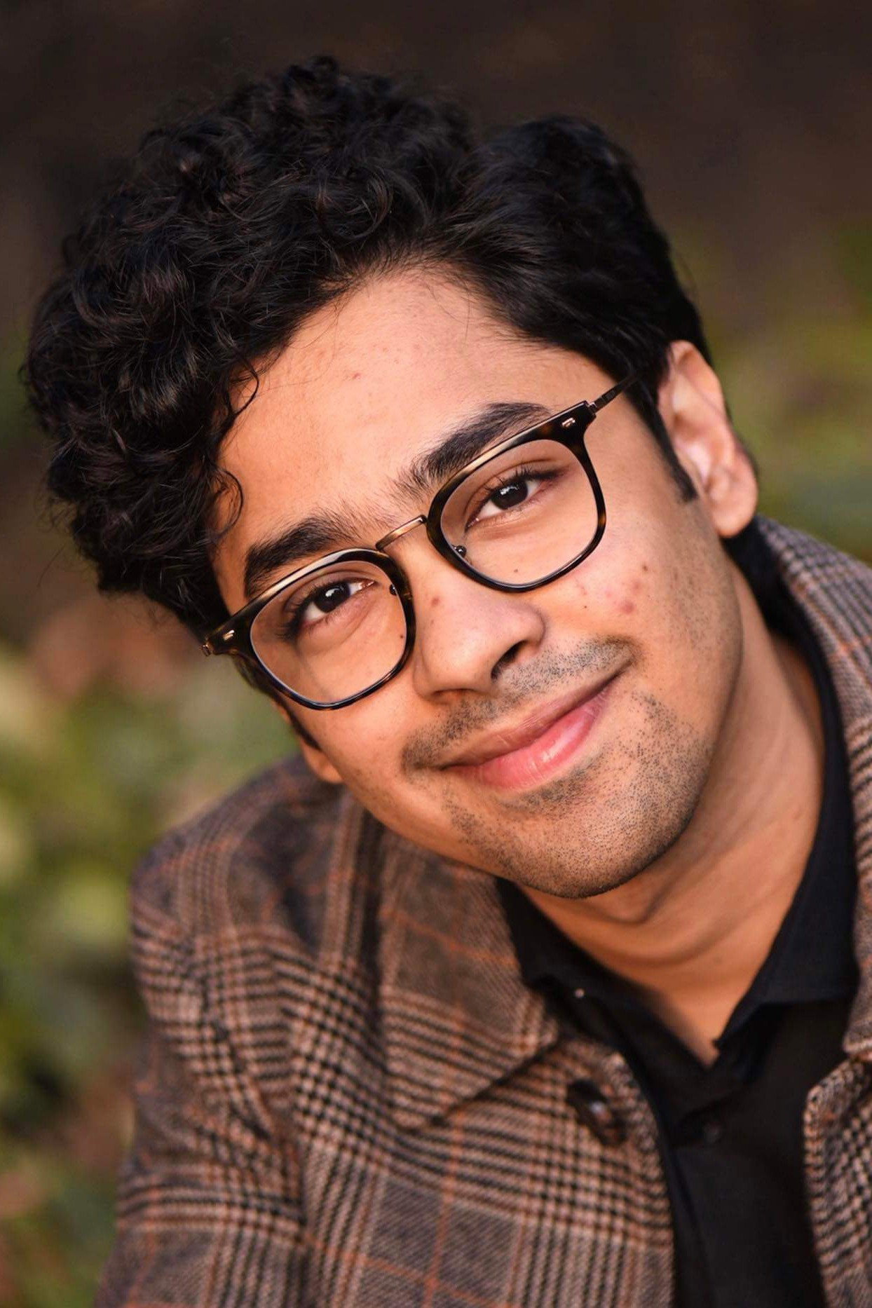 Riddhi Sen as Parimal (Puti) in The Eunuch and the Flute Player
