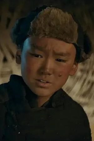 沙祖丞 as 金庸(少年) in 大侠金庸