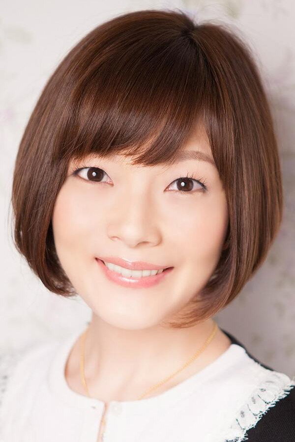七緒はるひ as Emi Isuzu (voice) in Tenjho Tenge