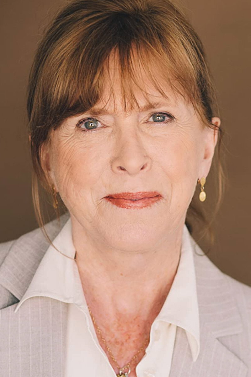 Kit McDonough as Julie Bordon in Terraces
