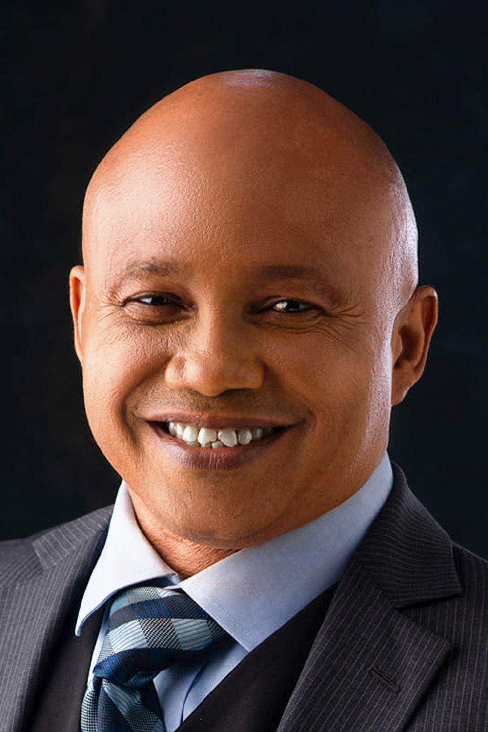 Paul Obazele as Dr. Ivie in American Dream