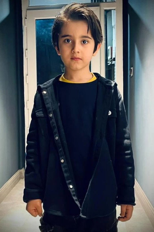 Mahoor Nemati as Babak Bayani in Viper of Tehran