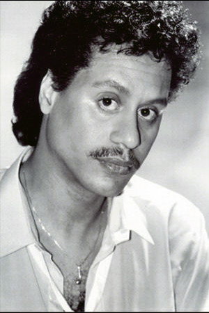 Larry Dunn as Keyboards in Earth, Wind & Fire in Concert