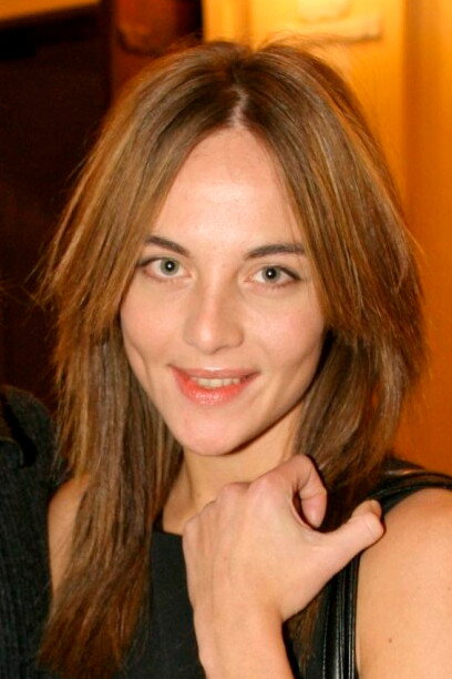 Gine Therese Grønner as Siren in NightMare