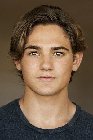 Carson Boatman as Gavin in Bedeviled