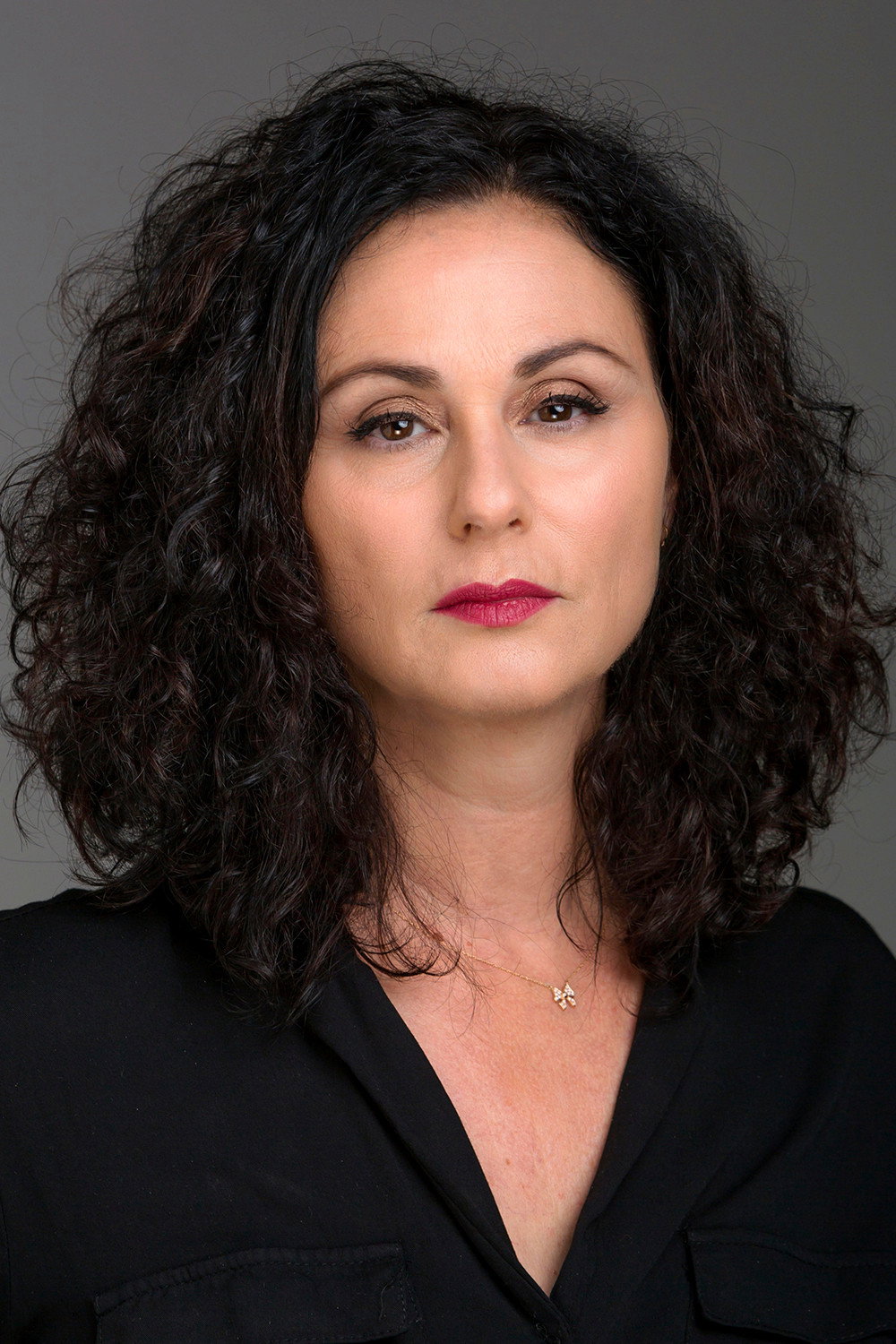 Hanna Azoulay Hasfari as Solly Barzel in Polishuk