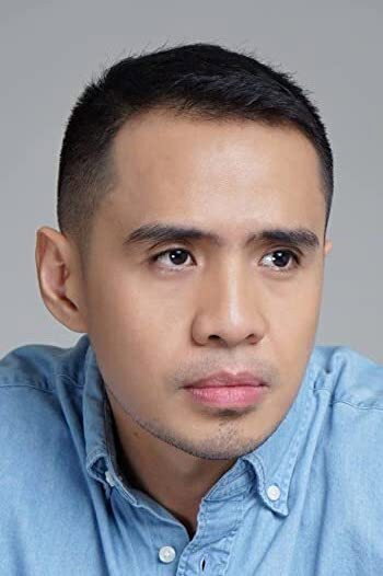 Chrome Cosio as Ompong in Asuang