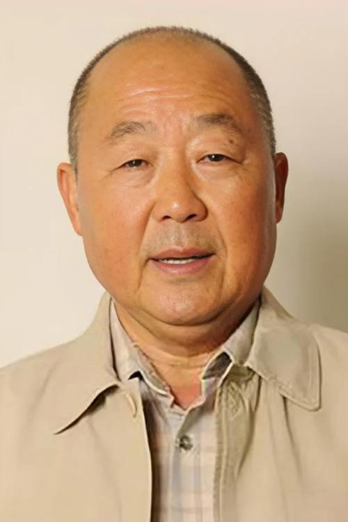 Enran Ma as Chen Ju in 明宫谜案