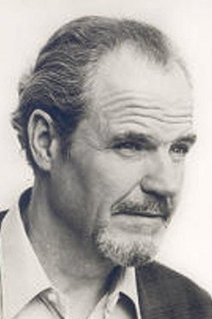 Benno Sterzenbach as Karl Brensberger in PS