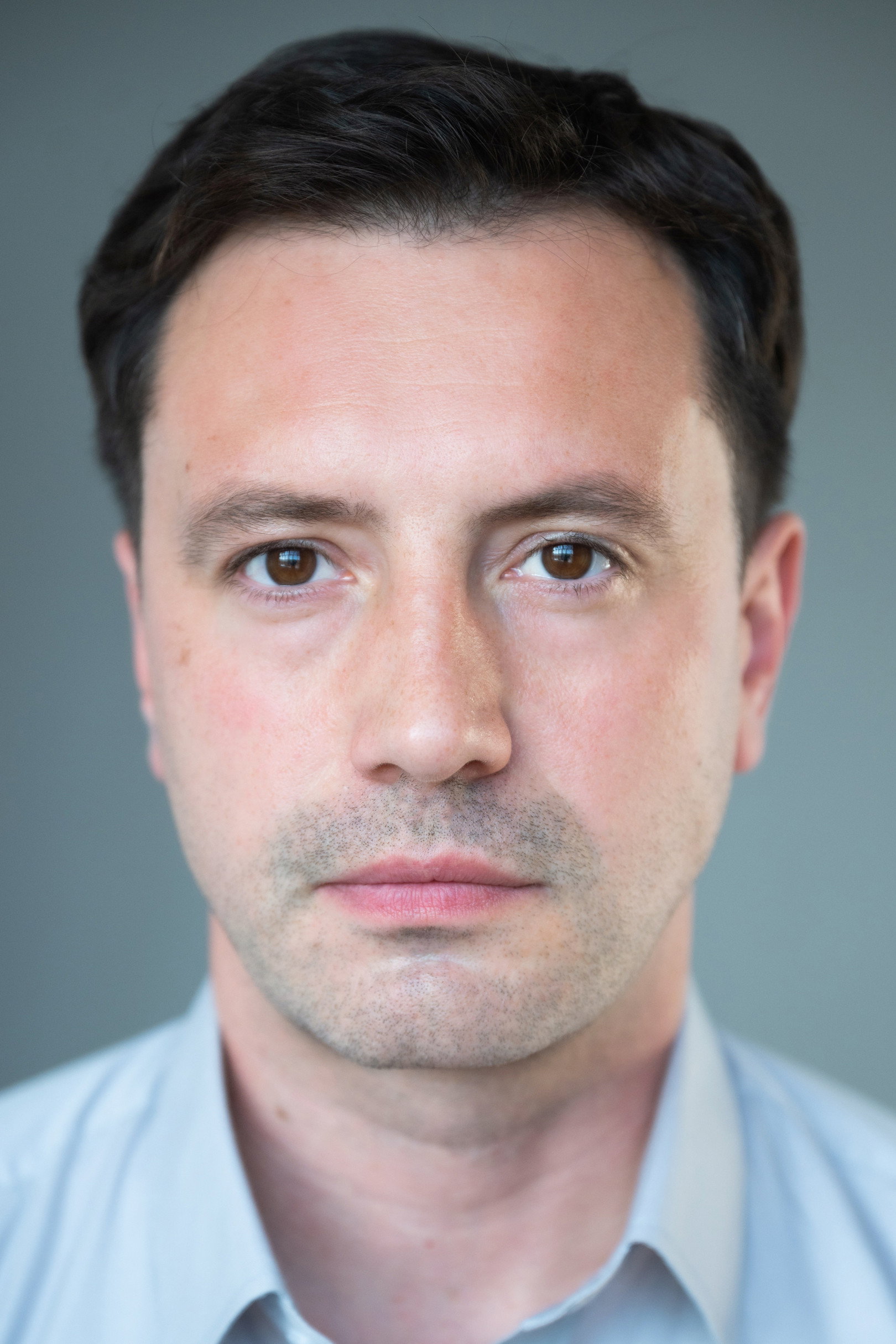 Алексей Анищенко as Сергей Погорелов in Cordon