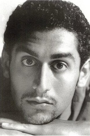David Coco as Roberto in Sposami