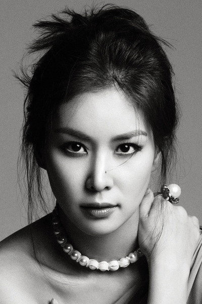 고소영 as Shin Na-ra in Beginning of Happiness