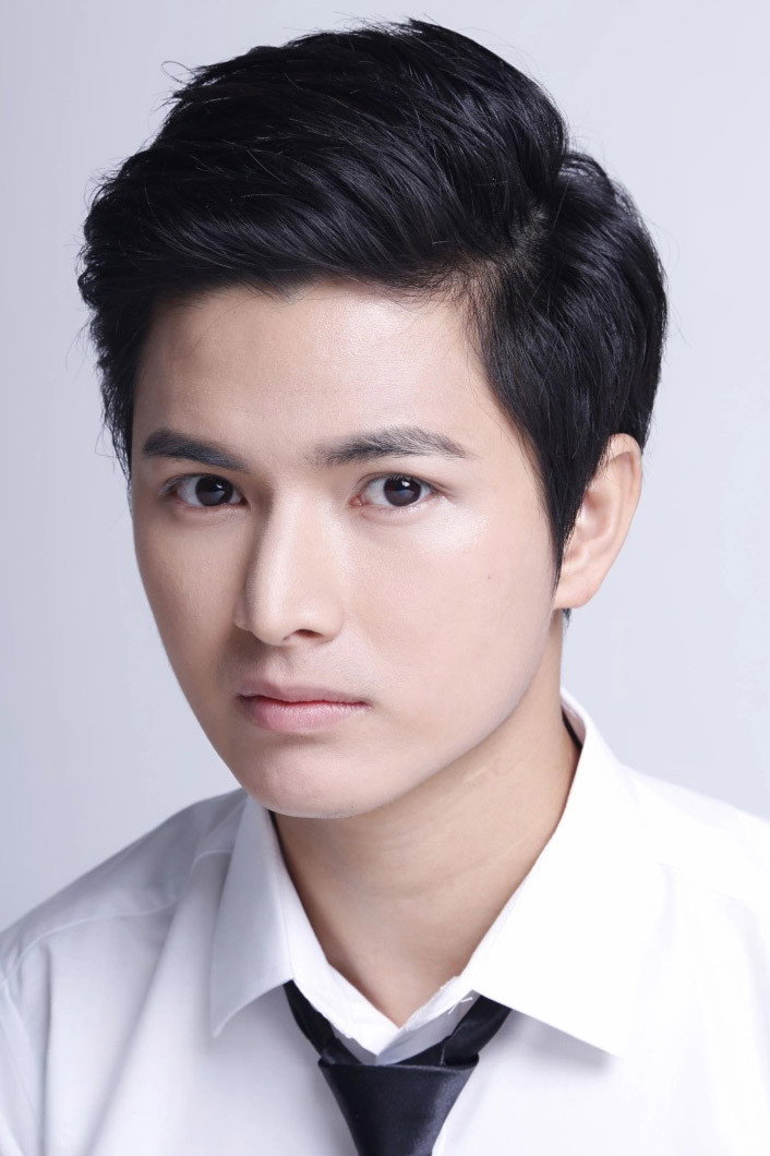 陈炳强 as 斗兽场主人 in Journey to The East
