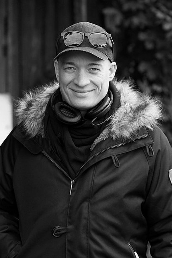 Juuso Syrjä as Tapulin porukkaa  (dramatisoidut jaksot) in Karalahti