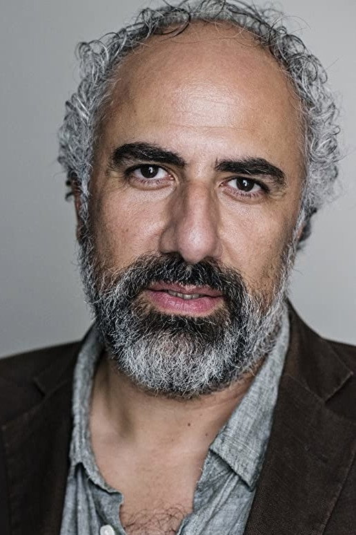 Stewart Scudamore as Tariq in The Infidel