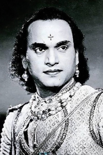 M. K. Thyagaraja Bhagavathar as Bilwamangal in Chintamani