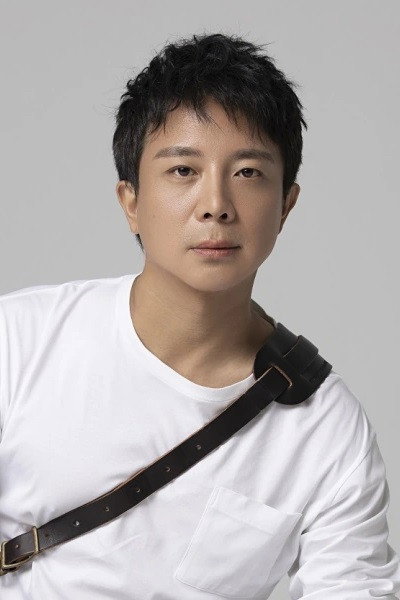 Zhao Zhi Gang as [Fishing Village Restaurant Owner] in Love of Replica