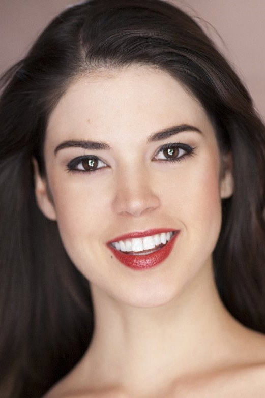 Lauren Parkinson as Snow White in Avengers Grimm