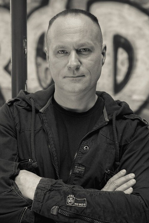 Tomasz Kalczyński as Maczo in Kallafiorr