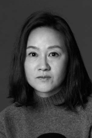 서영화 as Hee-jung's mother in A Man Who Was Superman