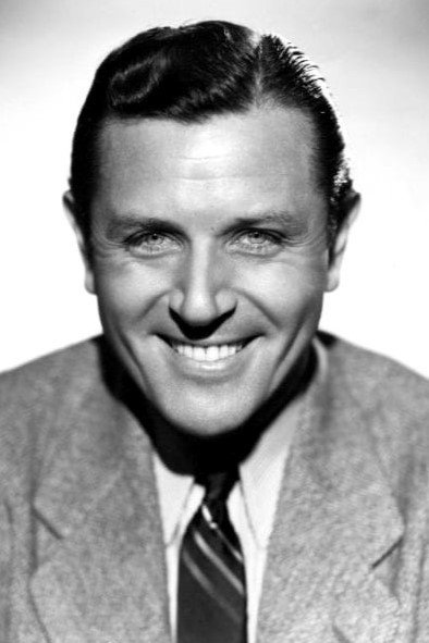 Warren Hull as Officer Tom Brady in Bowery Blitzkrieg