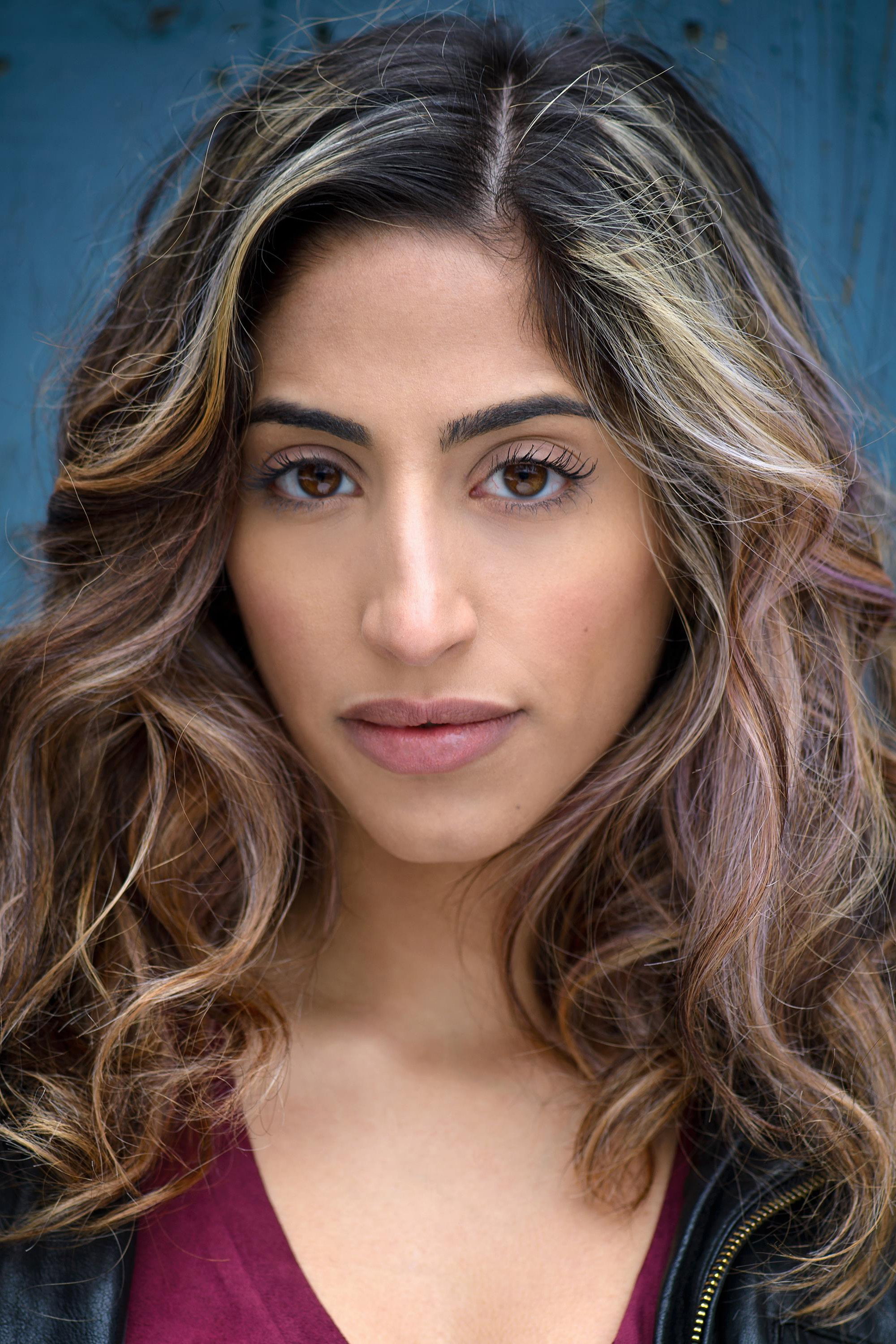 Jessica Abruzzese as Sienna in Swept Up by Christmas