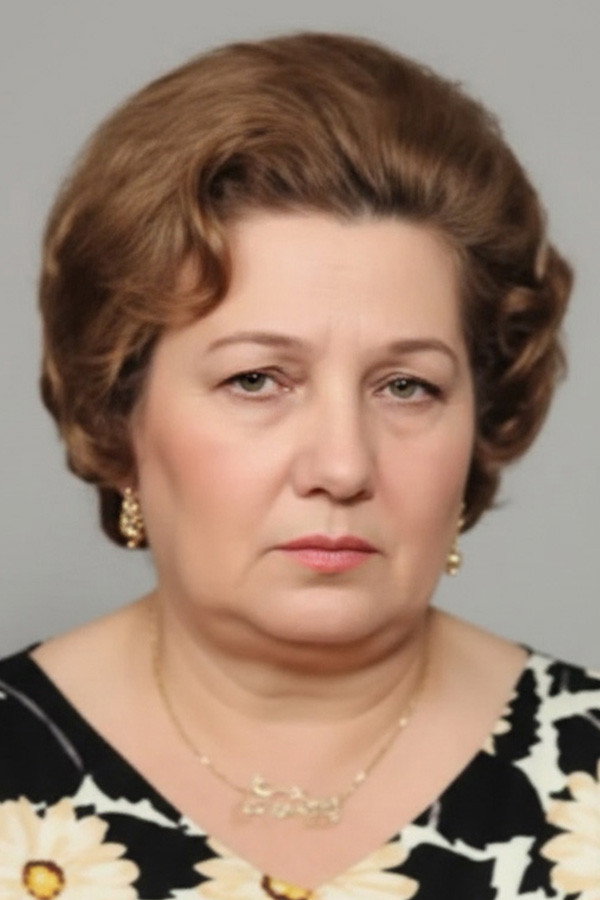 Nezihe Güler as Ayla's Mother in Persecution