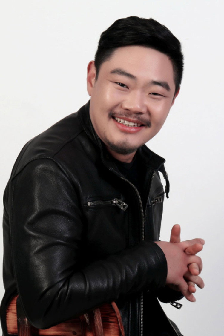 Hu Xiangyi as Zhang Hu in The Detective Lady of Ming Dynasty