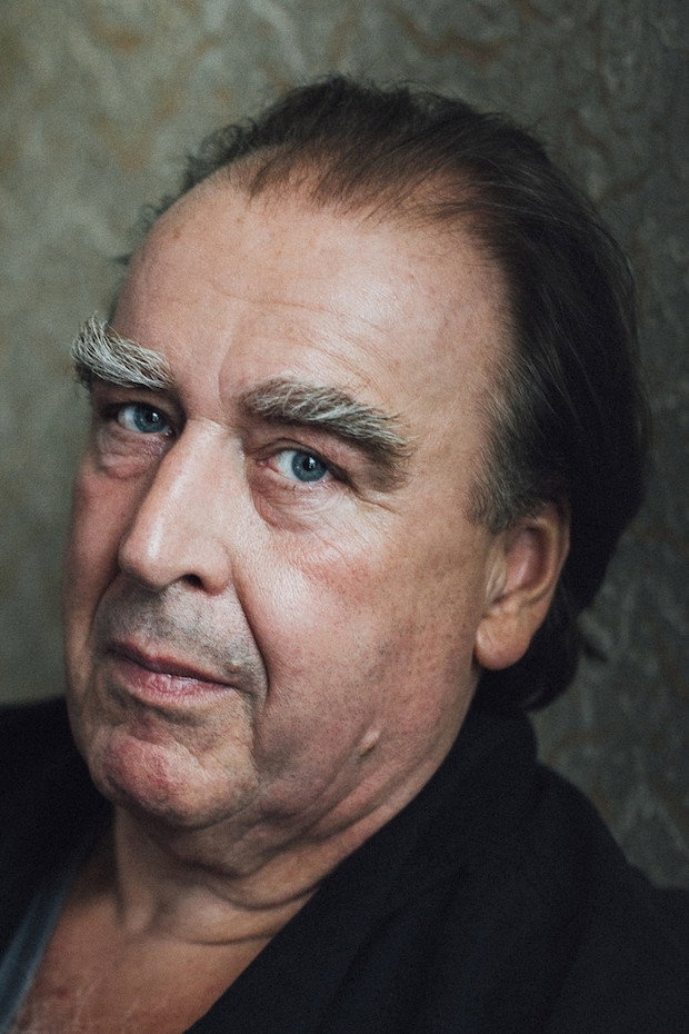 Oliver Nägele as Günther in Ellerbeck