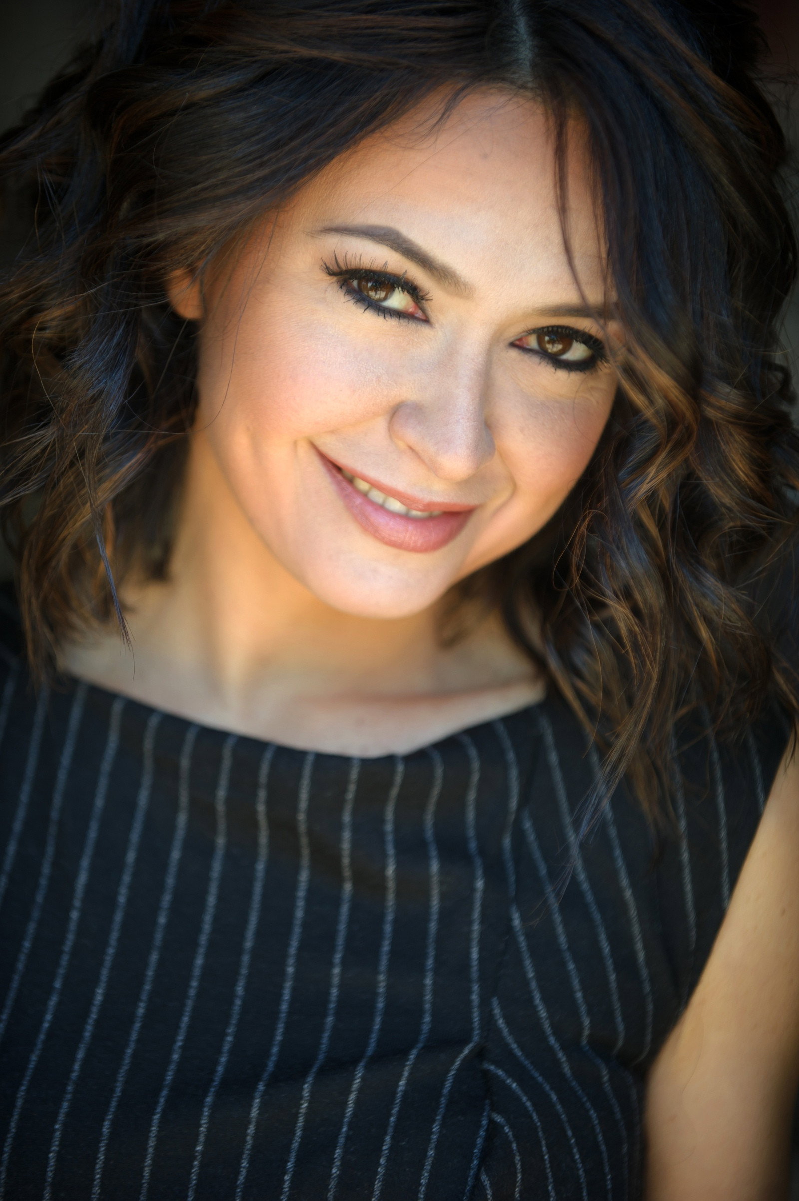 Eleonora D'Urso as Valentina Rocca in Cuori rubati