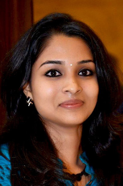 Vinitha Koshy as Anna in Paka