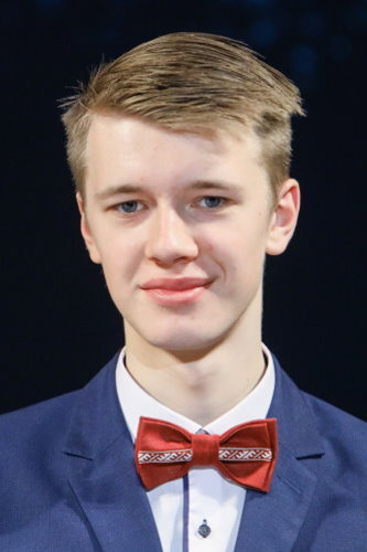 Oto Brantevics as Arturs Vanags in Blizzard of Souls
