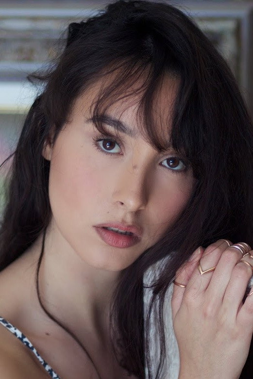Alessandra Scarci as Alex in Tommaso