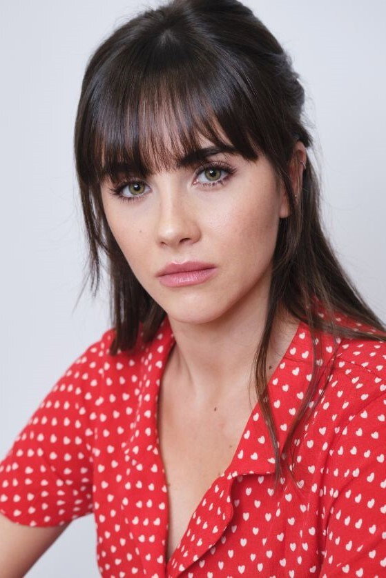 Lucía Ramos as Carla in Inocentes
