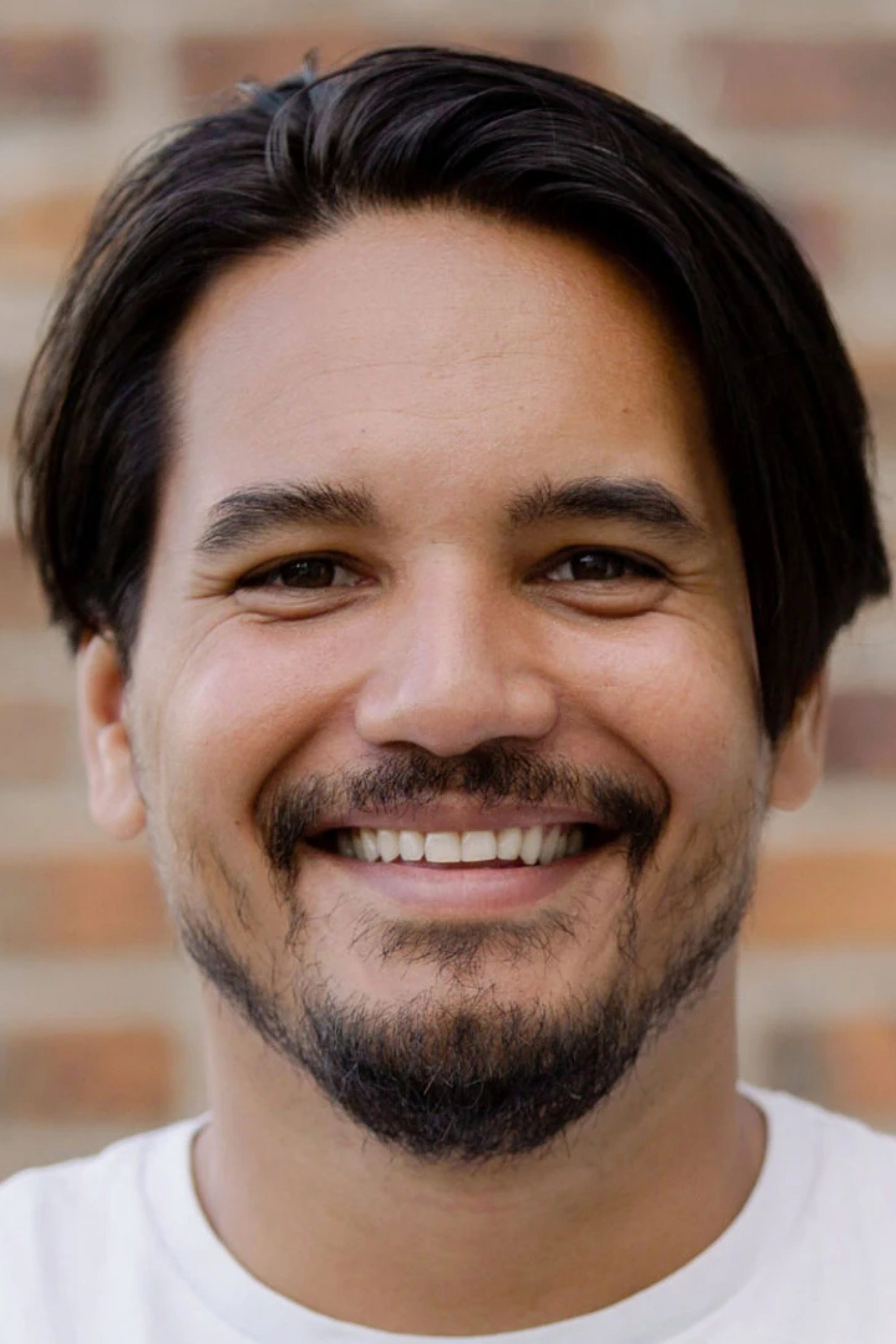 Alexandre Nguyen as Alex (voice) in Alex Player