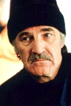 Venn Tracey as Gerry in The Navigators