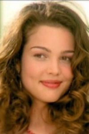 Lila Baumann as Anna McConnell in The Diary