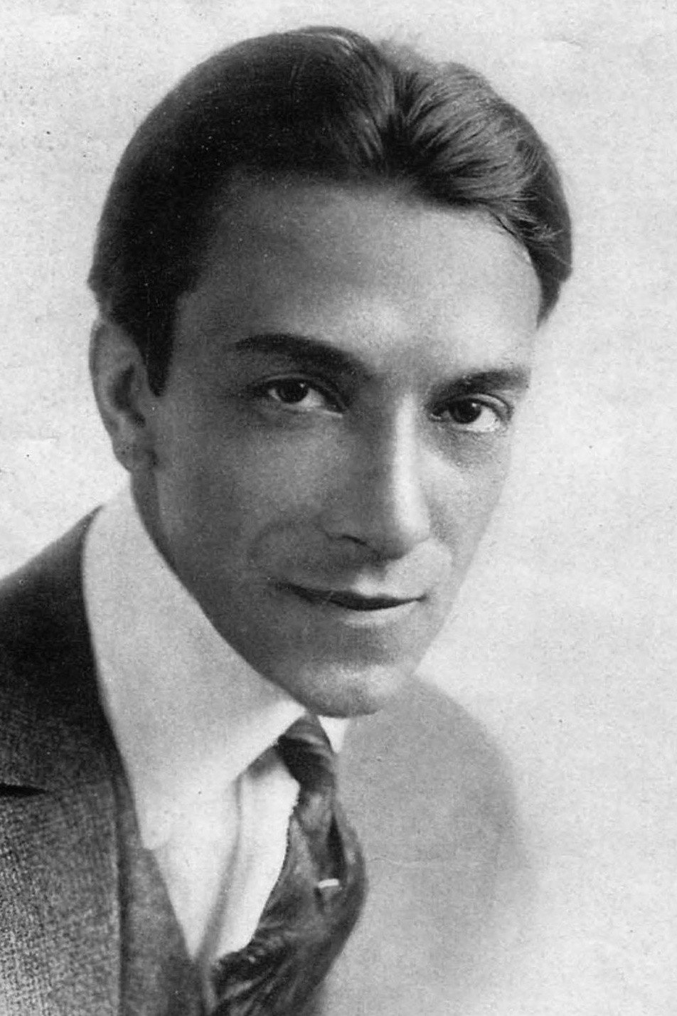 Pedro de Cordoba as Havez (as Pedro De Cordoba) in The Ghost Breakers